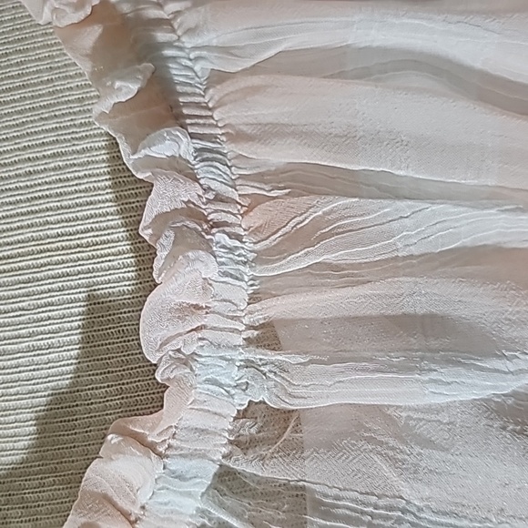 Chenaulto, Womens blouse size large.  Pink and white plaid. Flowie fabric. Sheer - Picture 4 of 10